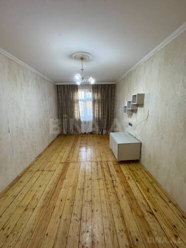 Satılır 2 otaqlı köhnə tikili 65 m², Həzi Aslanov m., photo 1 from 13