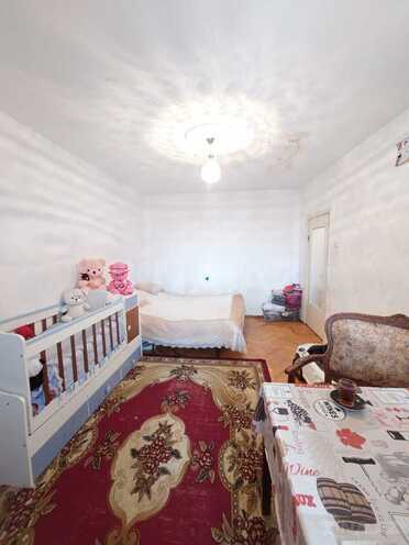 Продаётся 2-комн. вторичка 40 м², м. Нефтчиляр, photo 3 from 12