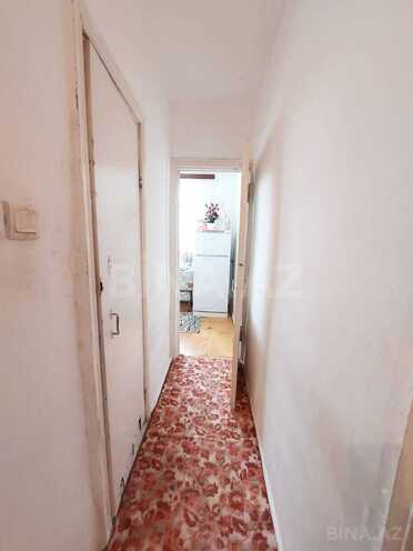 Продаётся 2-комн. вторичка 40 м², м. Нефтчиляр, photo 4 from 12