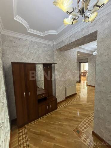 Сдаётся 3-комн. новостройка 130 м², м. Нариман Нариманов, photo 7 from 12