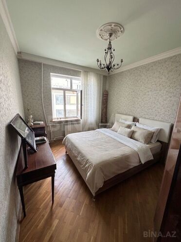 Satılır 3 otaqlı köhnə tikili 80 m², Qaraçuxur q., photo 3 from 14