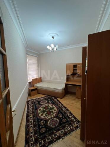 Сдаётся 4-комн. вторичка 120 м², м. Низами, photo 6 from 16