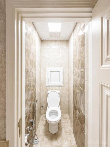 Satılır 4 otaqlı köhnə tikili 110 m², Nizami r., photo 11 from 12
