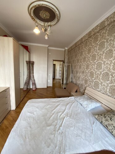 Продаётся 3-комн. новостройка 105 м², м. Иншаатчылар, photo 10 from 22