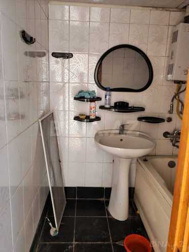 Satılır 2 otaqlı köhnə tikili 60 m², Yeni Günəşli q., photo 8 from 9