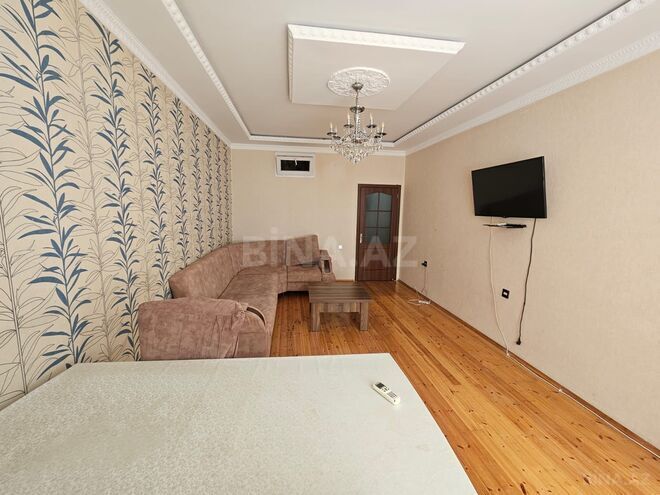 Сдаётся 2-комн. новостройка 64 м², м. Иншаатчылар, photo 1 from 10