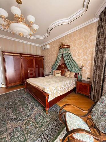 Satılır 8 otaqlı həyət evi/bağ evi 560 m², Novxanı q., photo 31 from 32