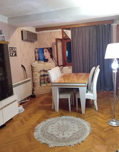 Satılır 2 otaqlı köhnə tikili 55 m², İnşaatçılar m., photo 4 from 19