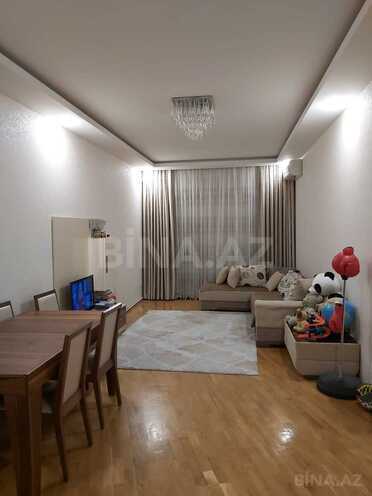 Сдаётся 2-комн. новостройка 60 м², м. Иншаатчылар, photo 1 from 13