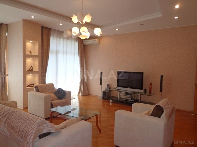 Satılır 3 otaqlı yeni tikili 150 m², 28 May m., photo 3 from 17