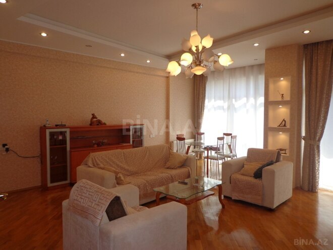 Satılır 3 otaqlı yeni tikili 150 m², 28 May m., photo 1 from 17