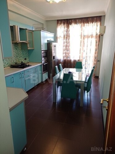 Сдаётся 3-комн. новостройка 140 м², Наримановский  р., photo 1 from 14