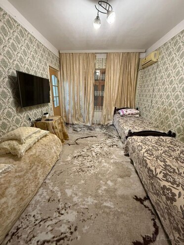 Satılır 2 otaqlı köhnə tikili 65 m², Əhmədli m., photo 8 from 18