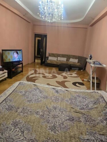 Сдаётся 2-комн. новостройка 90 м², м. 20 января, photo 1 from 12
