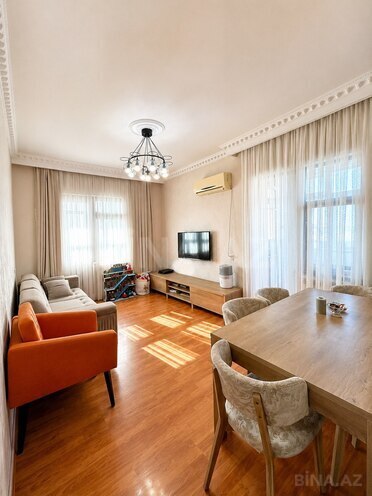 Продаётся 2-комн. вторичка 60 м², пос. Ени Гюнешли, photo 1 from 12