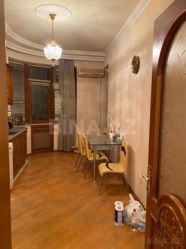 Сдаётся 4-комн. новостройка 170 м², Насиминский  р., photo 10 from 14