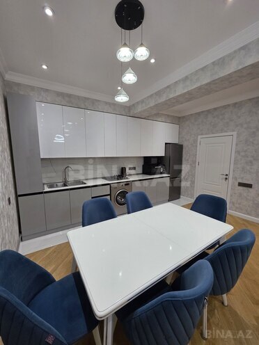 İcarəyə verilir 2 otaqlı yeni tikili 60 m², 28 May m., photo 4 from 12
