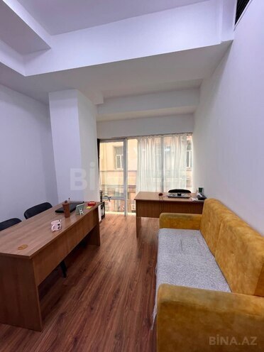 İcarəyə verilir 1 otaqlı ofis 20 m², 28 May m., photo 1 from 7