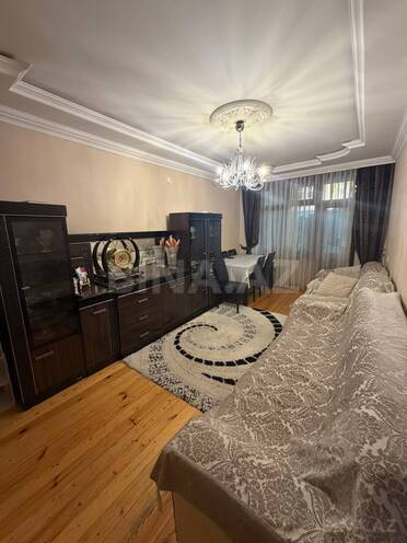 Продаётся 3-комн. вторичка 80 м², пос. Бакиханова, photo 1 from 12