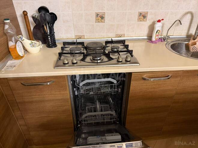 Продаётся 4-комн. вторичка 80 м², м. Элмляр Академиясы, photo 12 from 15
