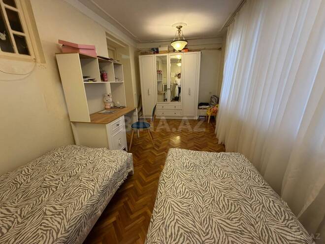 Продаётся 4-комн. вторичка 80 м², м. Элмляр Академиясы, photo 4 from 15