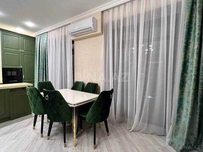 Сдаётся 3-комн. новостройка 120 м², м. 8 ноября, photo 1 from 16