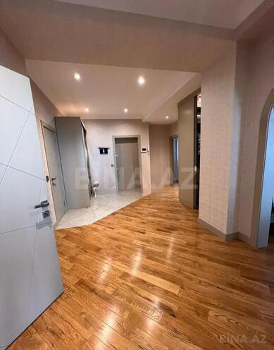 Продается 4-комн. новостройка 195 м², м. Низами, photo 12 from 22