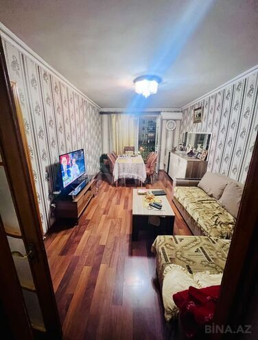 Продаётся 3-комн. вторичка 70 м², м. Иншаатчылар, photo 1 from 15