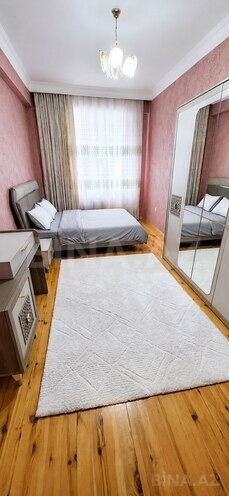 Сдаётся 3-комн. новостройка 125 м², м. Ази Асланов, photo 1 from 6