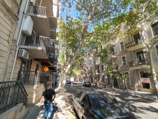 İcarəyə verilir  obyekt 160 m², 28 May m., photo 1 from 11