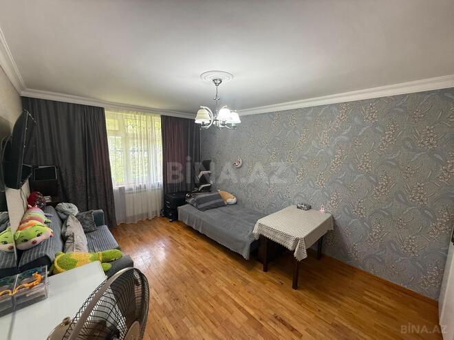 Продаётся 3-комн. вторичка 70 м², м. Нефтчиляр, photo 3 from 18