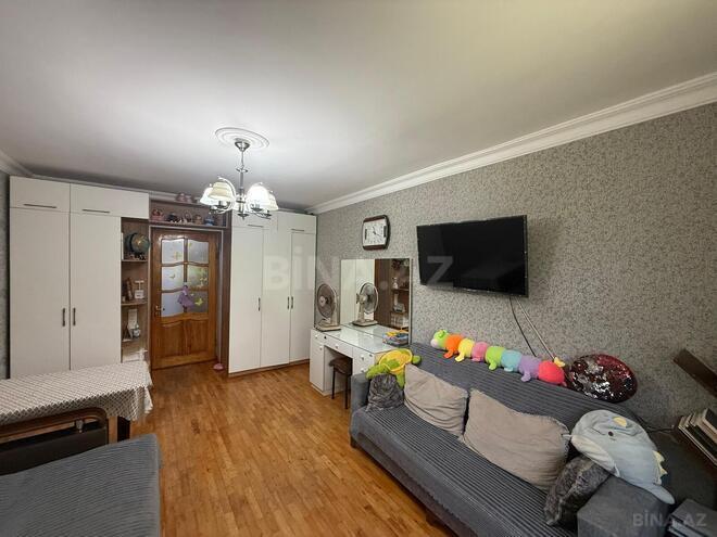 Продаётся 3-комн. вторичка 70 м², м. Нефтчиляр, photo 5 from 18