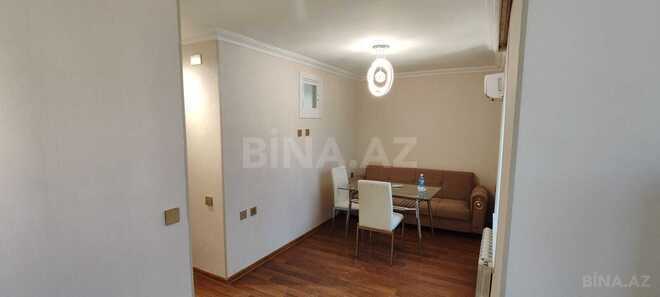 Сдаётся 2-комн. вторичка 35 м², м. Элмляр Академиясы, photo 1 from 9