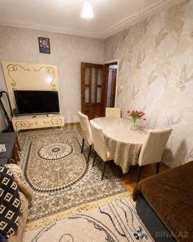 Продаётся 2-комн. вторичка 60 м², м. Халглар Достлугу, photo 1 from 6