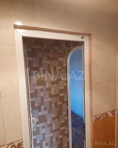 Satılır 2 otaqlı köhnə tikili 35 m², Qara Qarayev m., photo 7 from 11