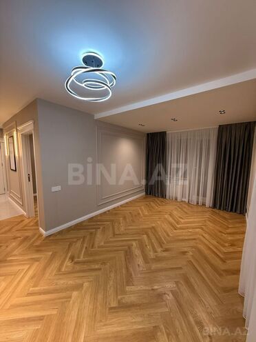 Продаётся 2-комн. вторичка 45 м², м. Элмляр Академиясы, photo 7 from 19