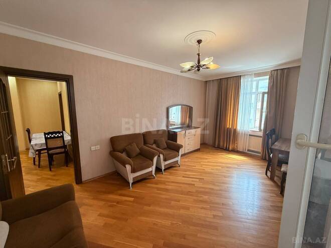 Сдаётся 3-комн. новостройка 130 м², Насиминский  р., photo 12 from 19