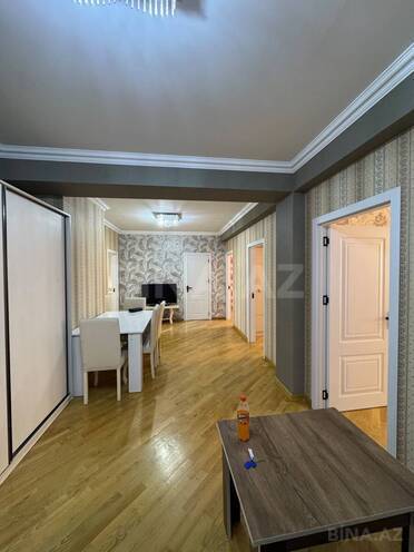 Satılır 3 otaqlı yeni tikili 107 m², İnşaatçılar m., photo 1 from 17