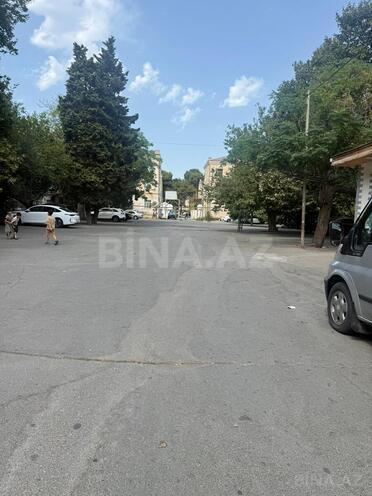 Satılır 3 otaqlı köhnə tikili 70 m², Bakıxanov q., photo 1 from 13