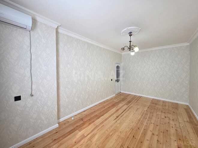 Satılır 4 otaqlı köhnə tikili 120 m², Həzi Aslanov m., photo 18 from 23