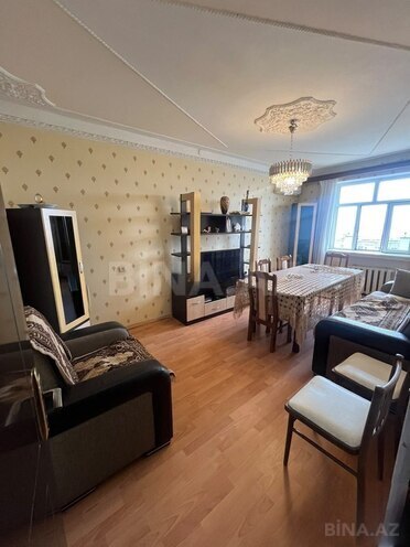 Продаётся 3-комн. вторичка 80 м², м. Ази Асланов, photo 1 from 20
