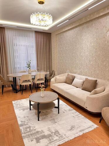 Продаётся 2-комн. новостройка 68 м², м. Элмляр Академиясы, photo 1 from 12
