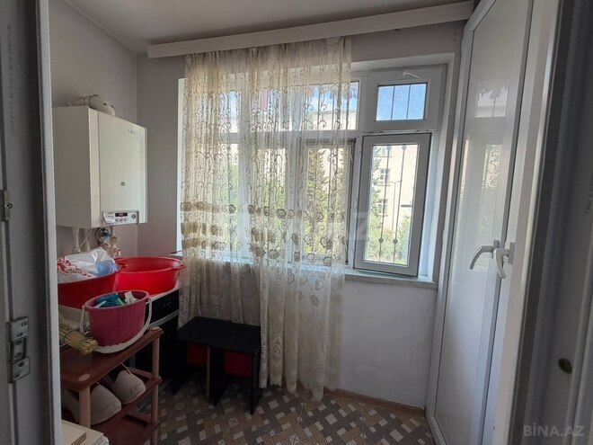 Satılır 3 otaqlı köhnə tikili 75 m², İnşaatçılar m., photo 11 from 14