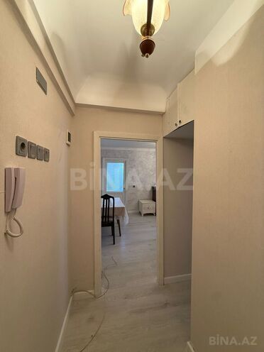 İcarəyə verilir 2 otaqlı köhnə tikili 70 m², İnşaatçılar m., photo 16 from 19