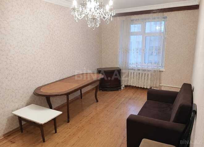 Продаётся 3-комн. вторичка 80 м², м. Халглар Достлугу, photo 1 from 7