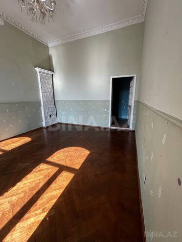 İcarəyə verilir 4 otaqlı ofis 180 m², 28 May m., photo 1 from 20