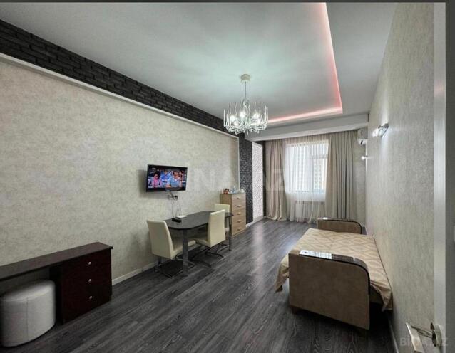 Сдаётся 2-комн. новостройка 70 м², м. Кара Караев, photo 3 from 13
