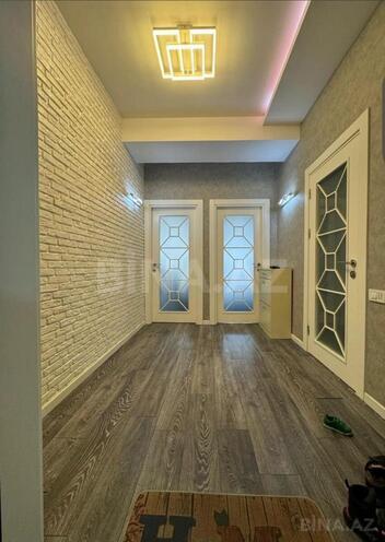 Сдаётся 2-комн. новостройка 70 м², м. Кара Караев, photo 1 from 13