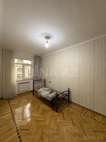 Satılır 3 otaqlı köhnə tikili 95 m², Elmlər Akademiyası m., photo 4 from 18