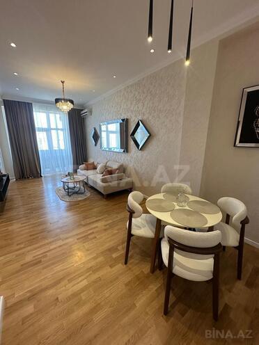 Продаётся 2-комн. новостройка 70 м², м. Низами, photo 3 from 19